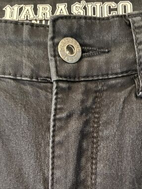 3/$30 PARASUCOBlack High-Rise Skinny Jeans